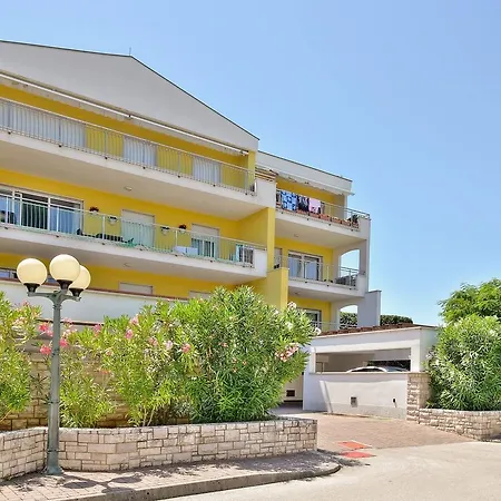 Skiper Apartment Savudrija